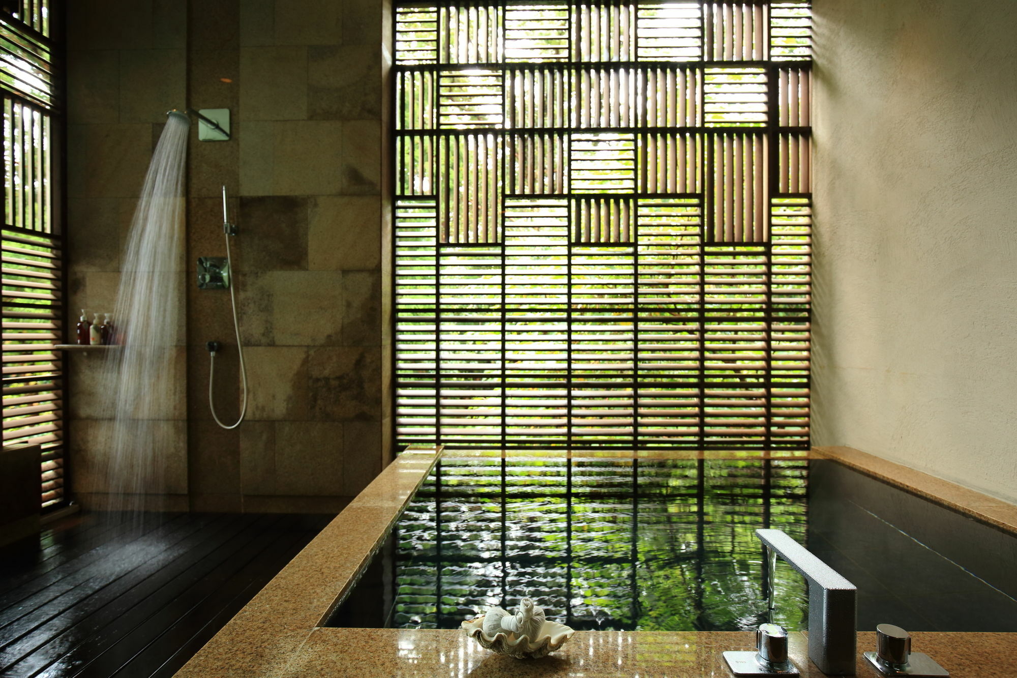 Sankara Hotel&Spa Yakushima Yakushima  Bagian luar foto